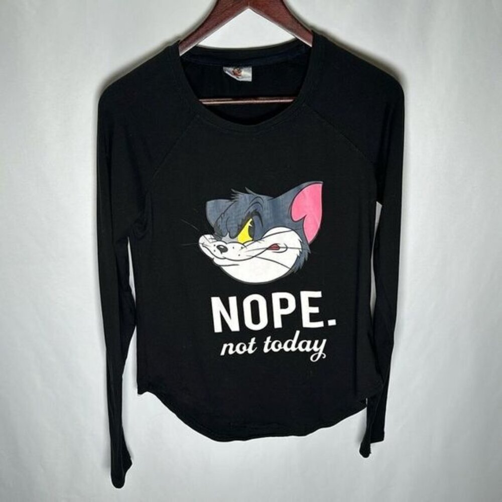 Tom and Jerry sleeping shirt XS